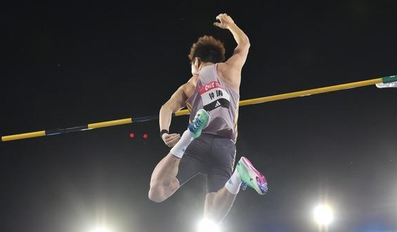 沃尔什以, 男子撑杆跳 沃尔什以, 男子撑杆跳