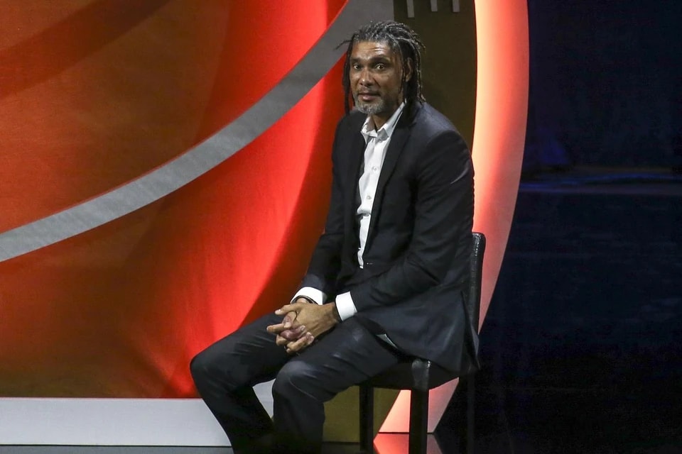 的第五面旗, 冠军球队