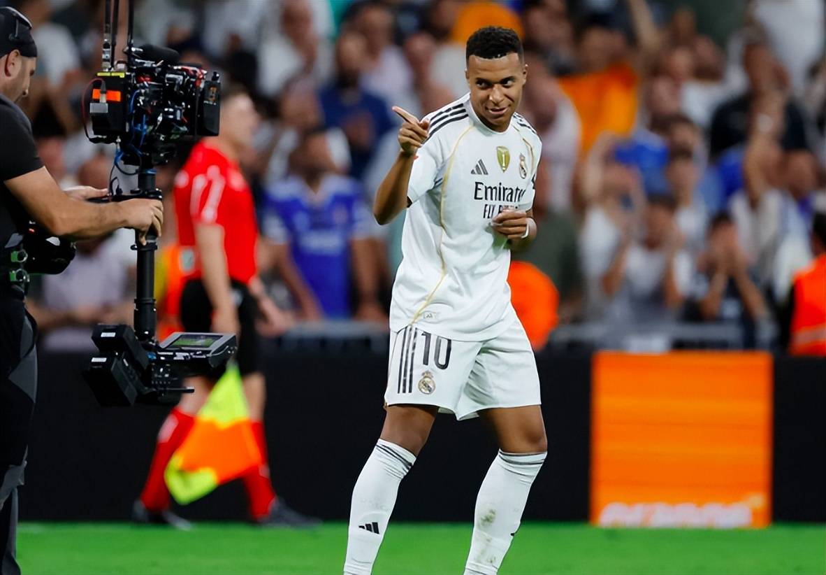 他如鱼得水 他如鱼得水